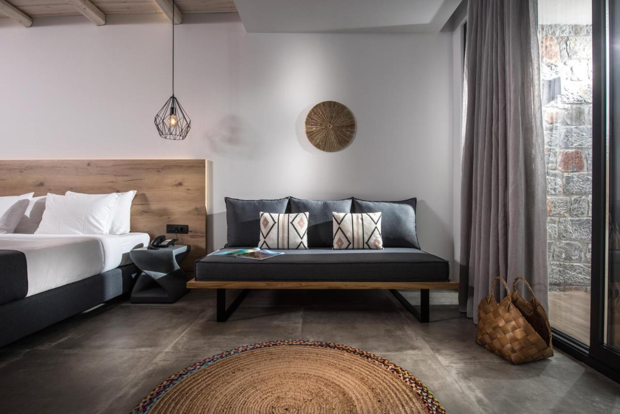 Casa Blu Boutique Hotel "By Checkin" Adults Only ヘルソニソス エクステリア 写真