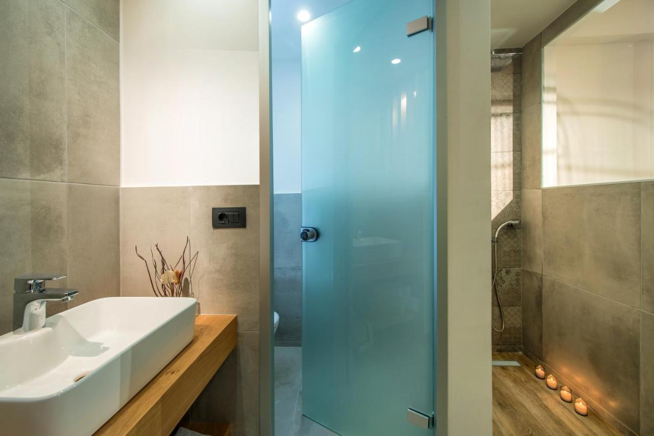 Casa Blu Boutique Hotel "By Checkin" Adults Only ヘルソニソス エクステリア 写真
